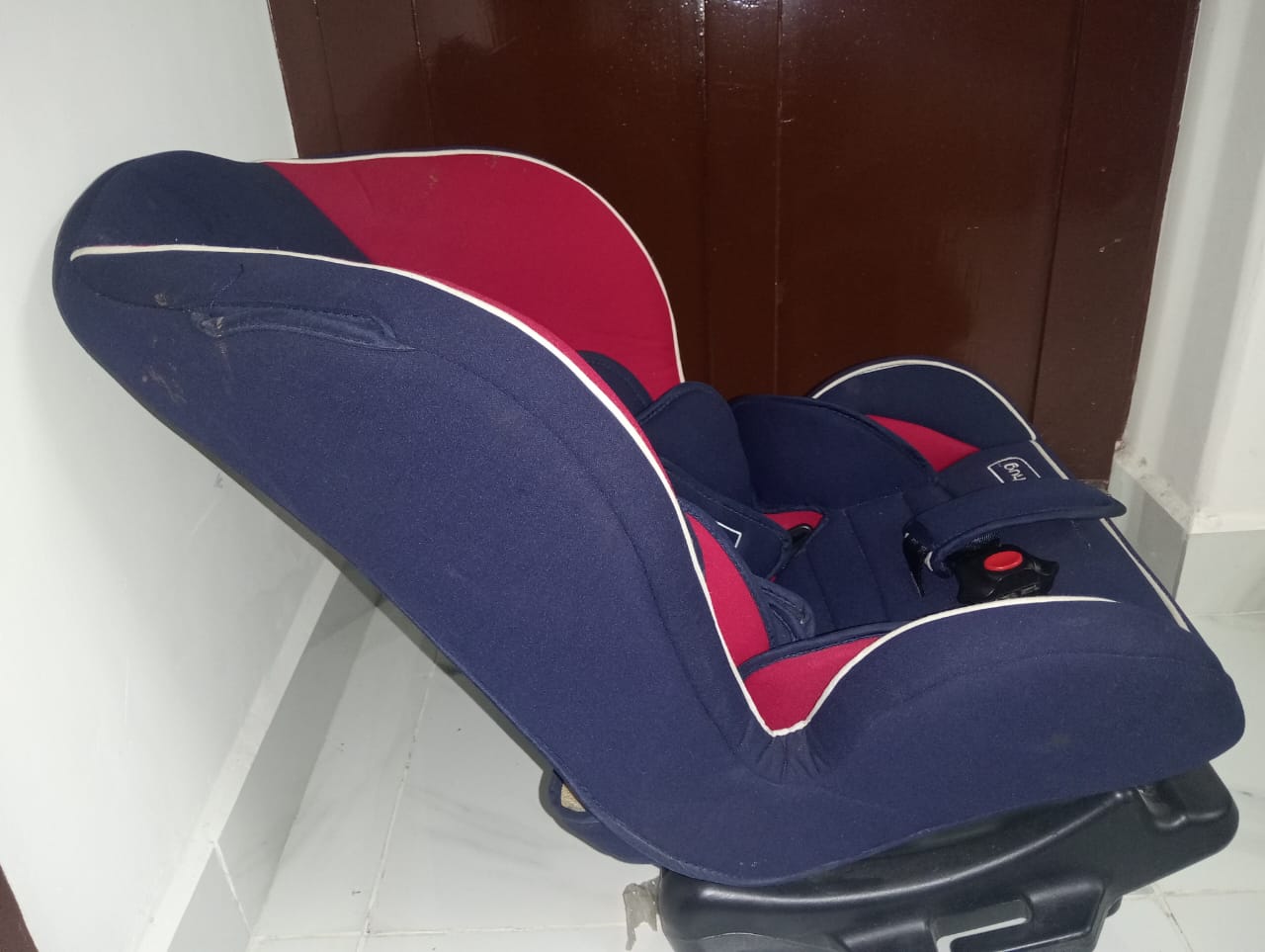 Babyhug car seat in Chennai – preloved and budget-friendly