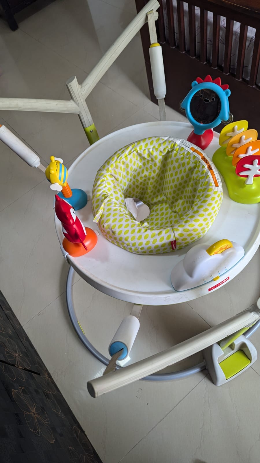 Secondhand Skip Hop baby jumper – preloved and available in Mumbai