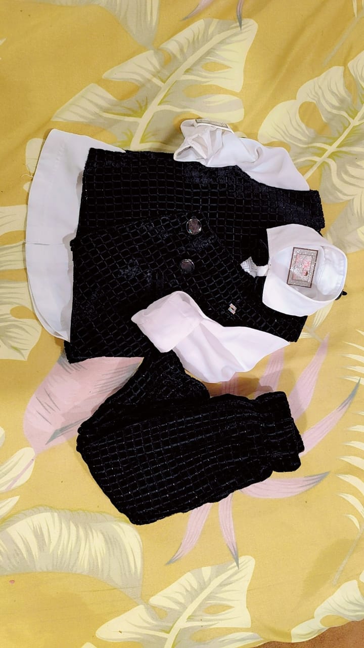 Used baby boy clothes – party set for 0-9 month infants