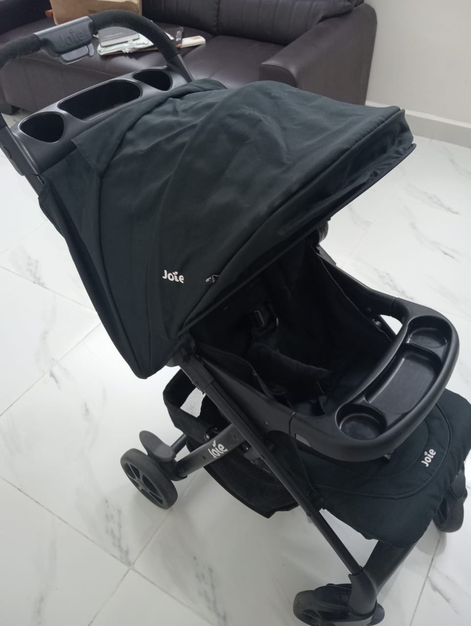 Thrifted Joie baby stroller – affordable and mom-approved