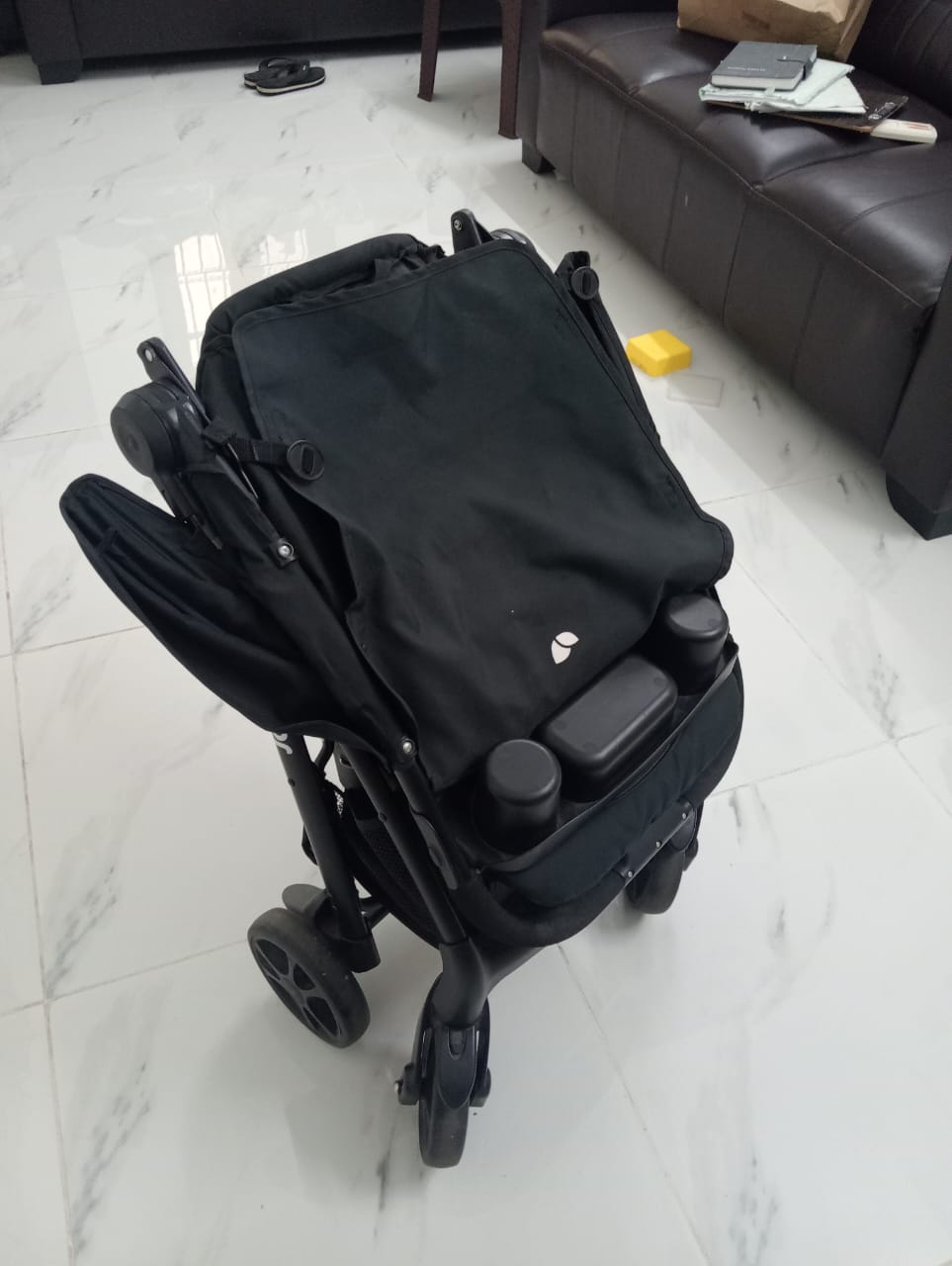 Joie stroller used but well-kept – eco-friendly baby product