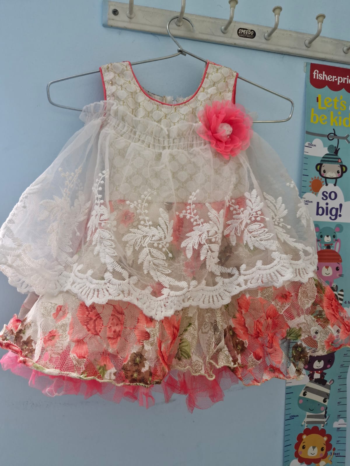 Preowned baby dress stylish and comfortable