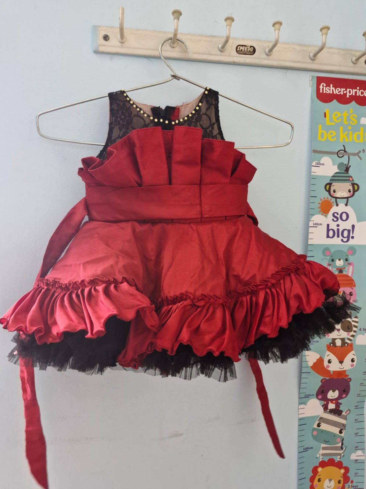 Secondhand baby girl frock for 3–9 months party wear