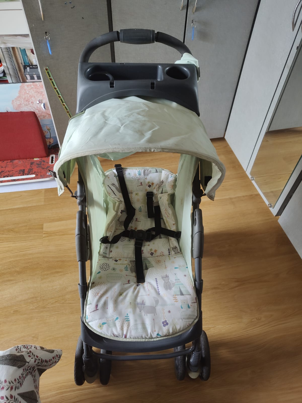 Preowned Graco baby pram available in Mumbai