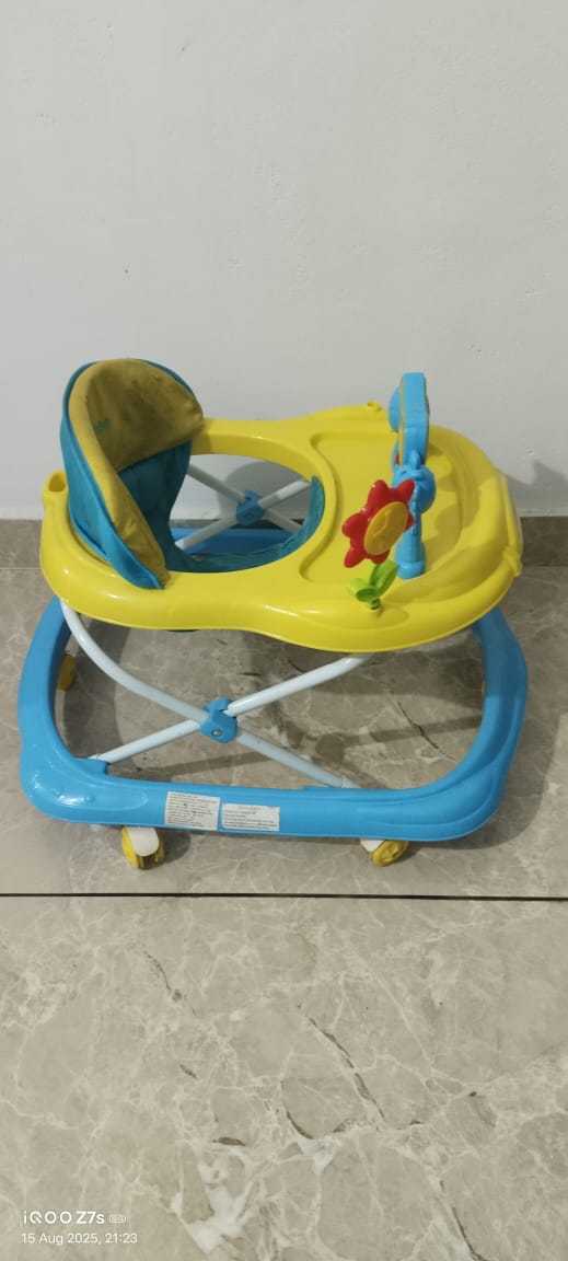 Secondhand Baybee baby walker eco-friendly Secondhand Baybee baby walker eco-friendly