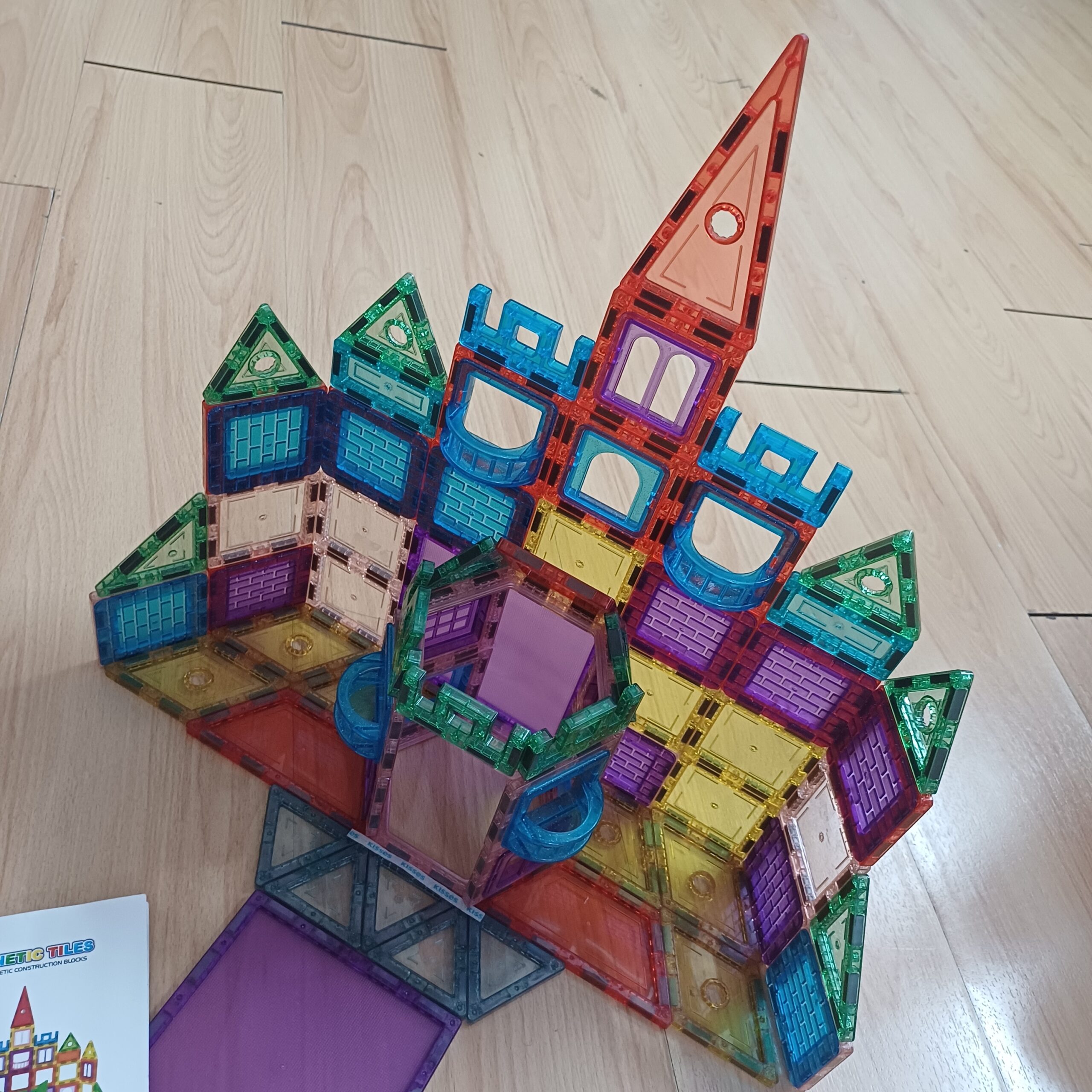 106 pieces Magna Tiles second hand