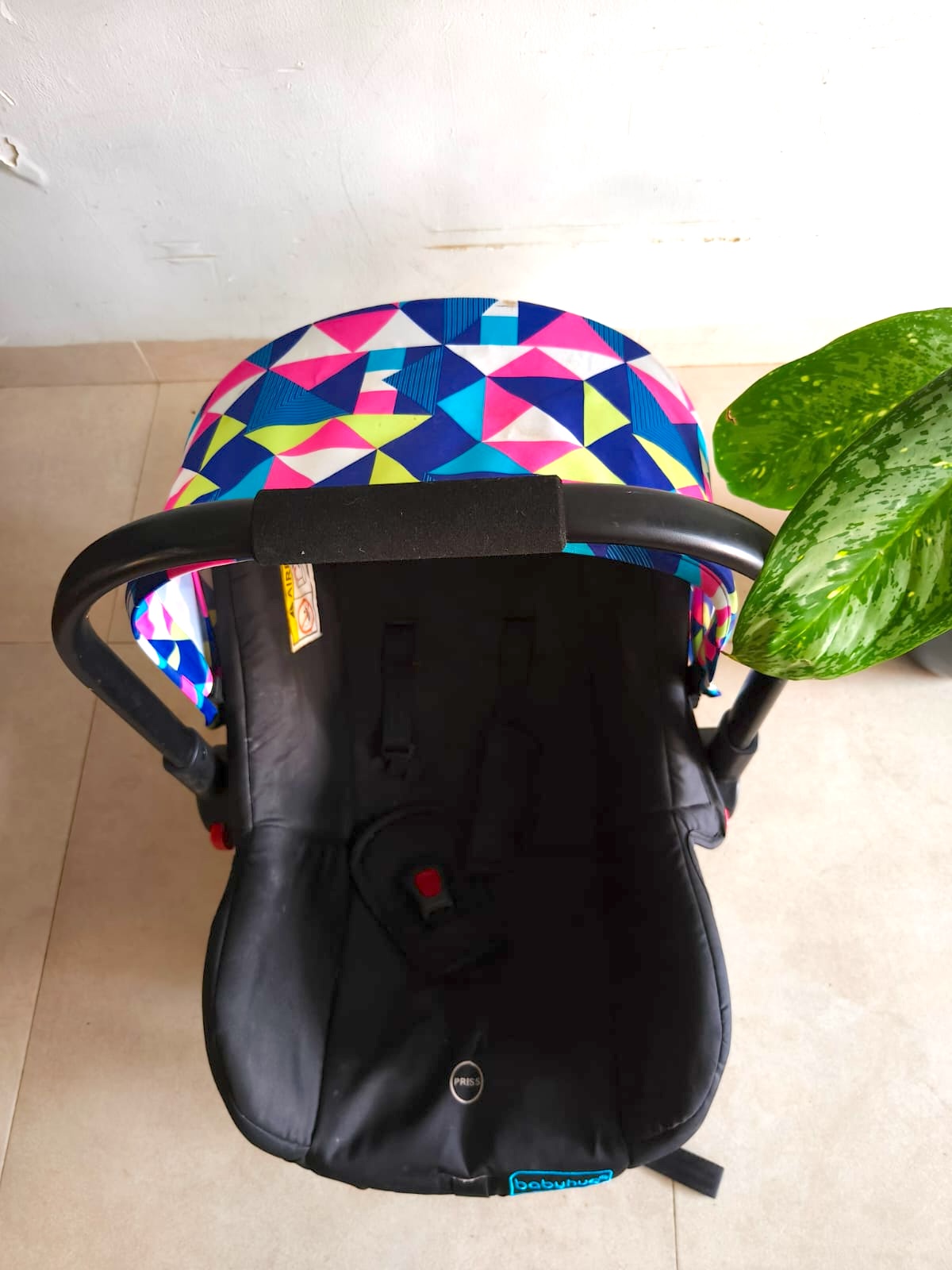 Eco-friendly preloved Babyhug Opera travel system