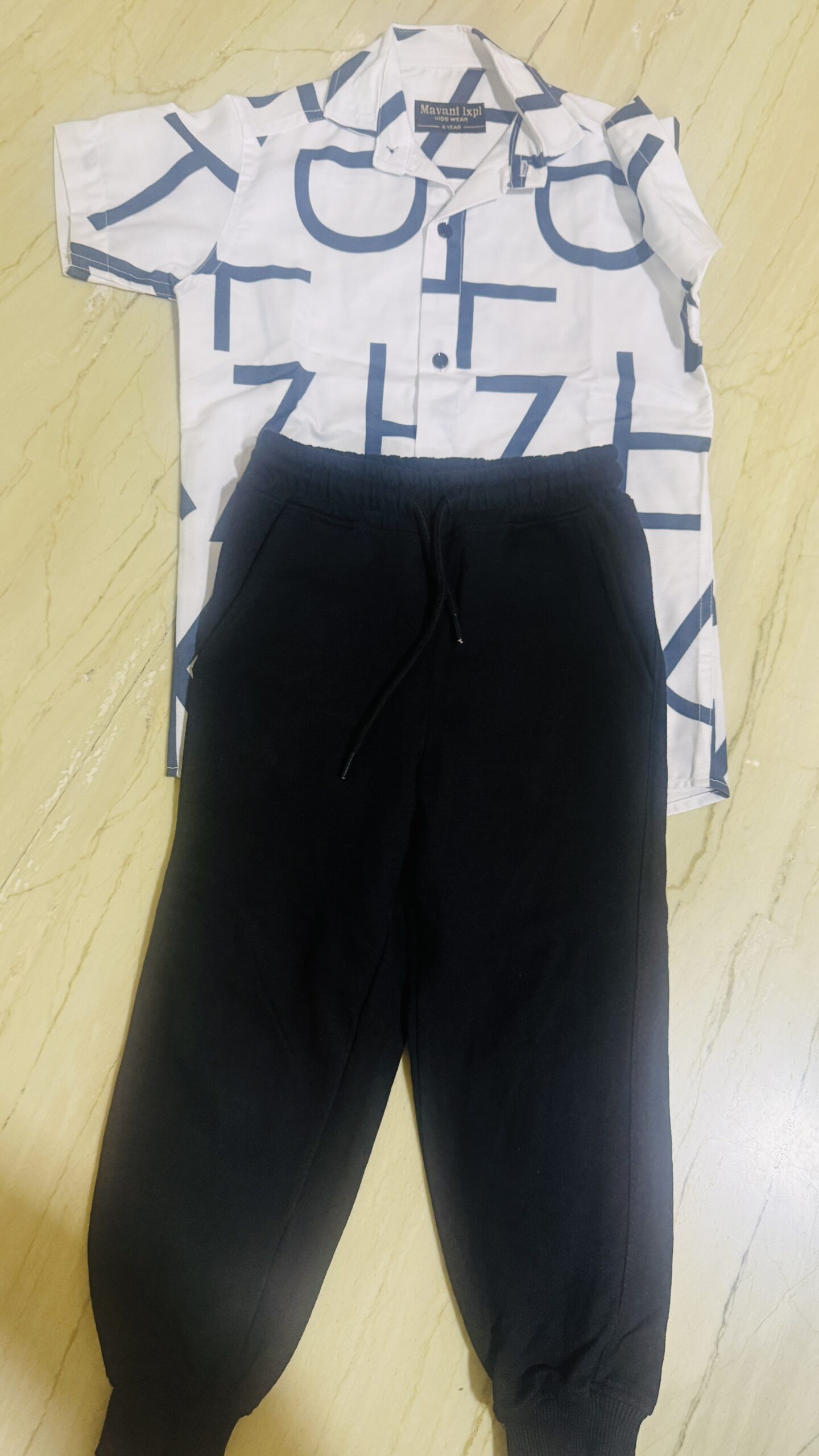 Stylish toddler jogger and shirt set new clothing