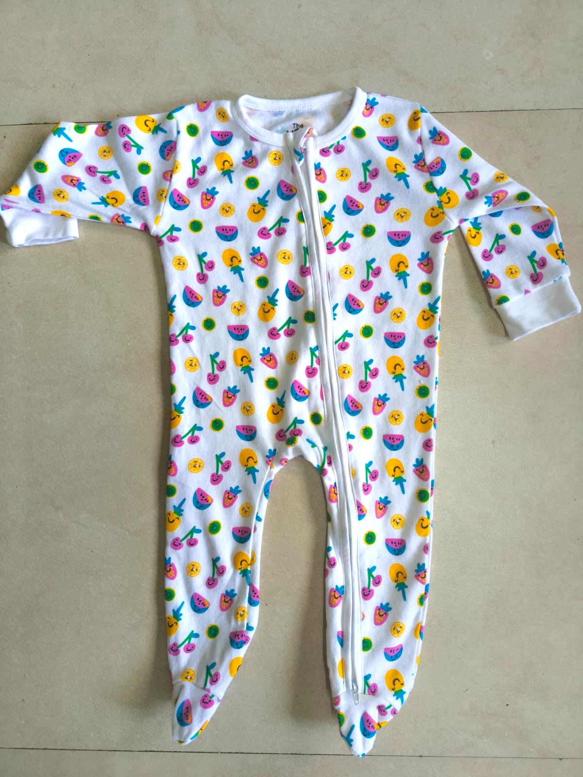 New The Mom Store baby sleep suit 6-9 months soft cotton