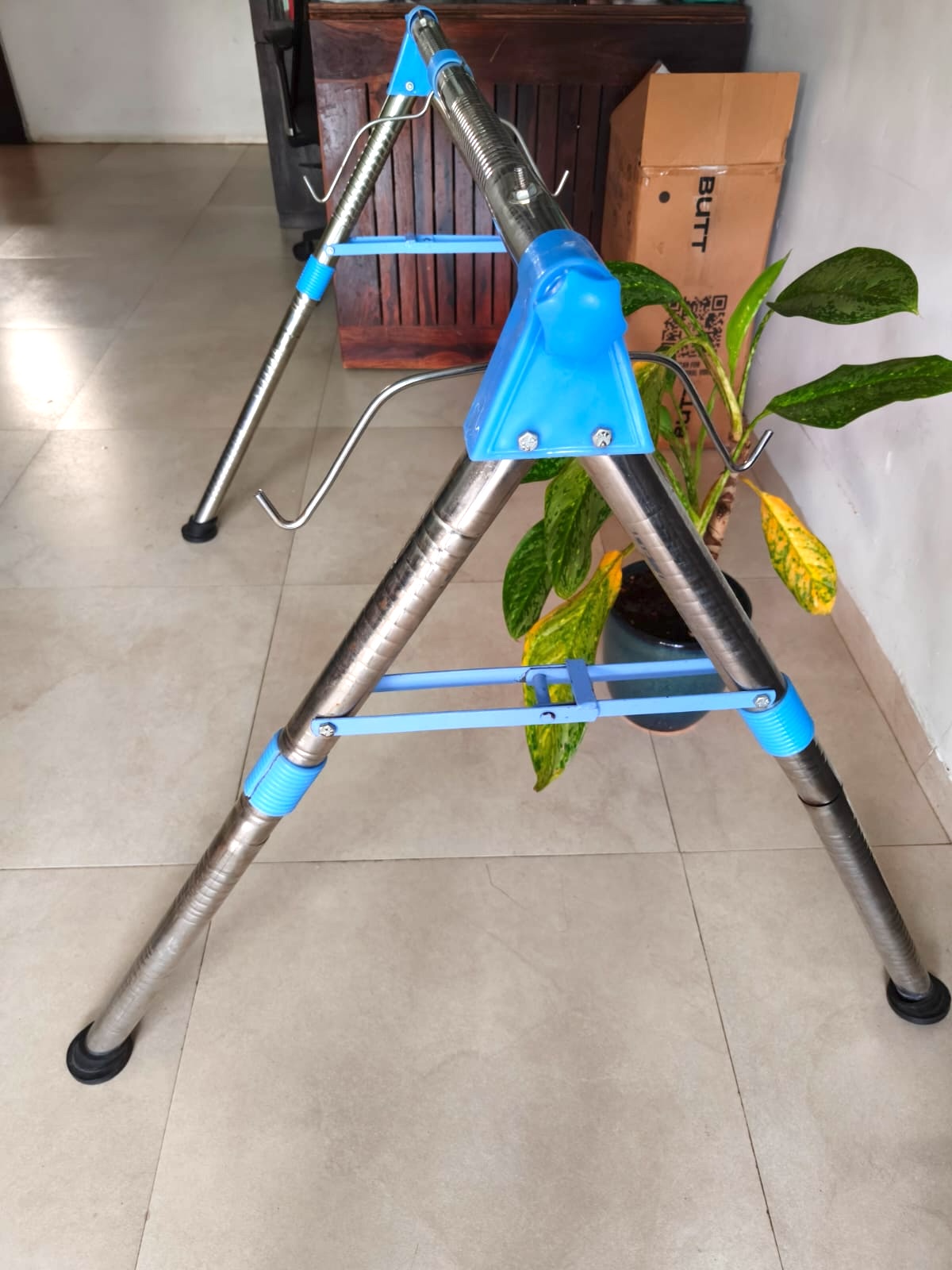 Affordable secondhand baby cradle swing jhula
