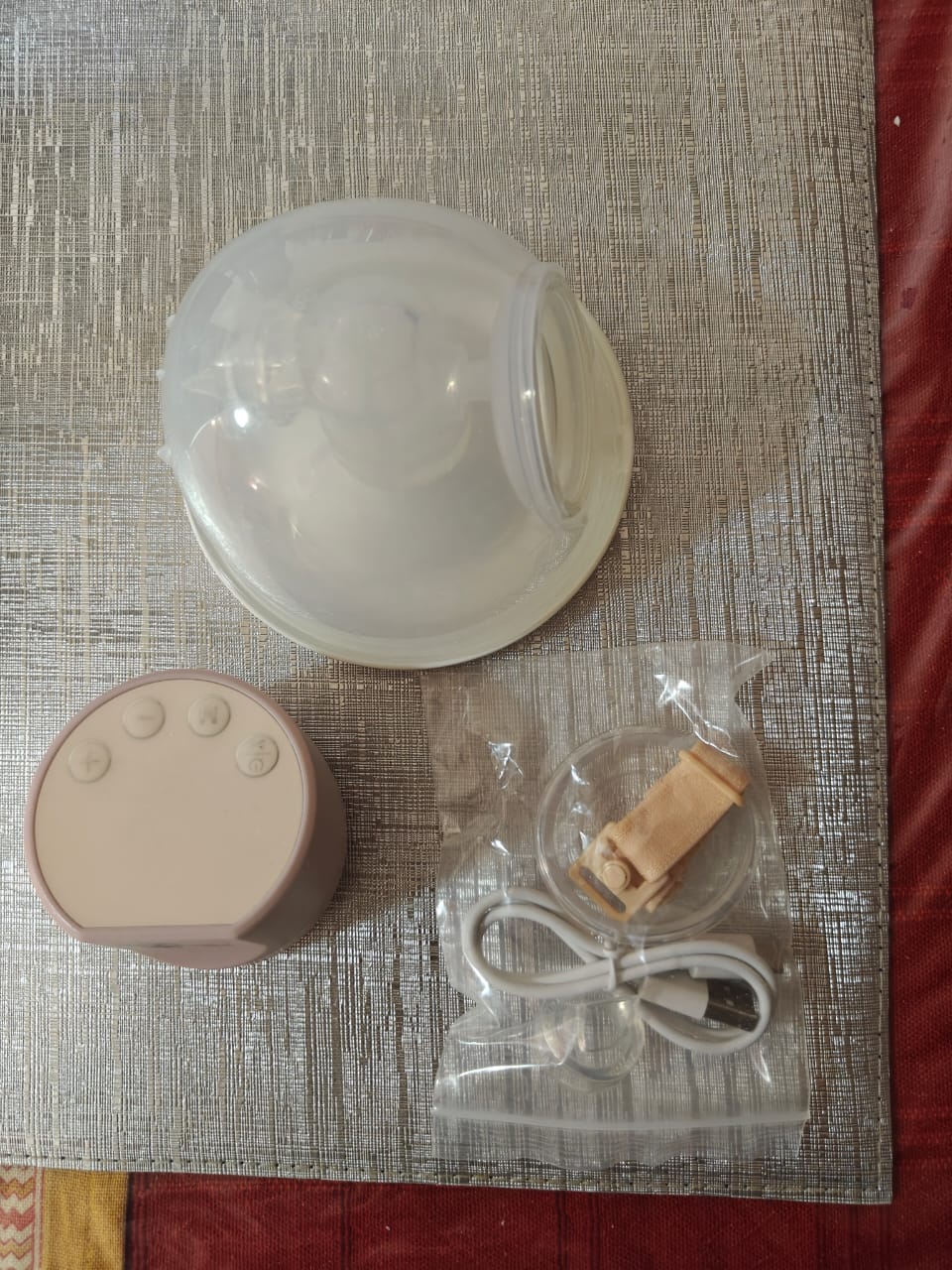 Hands-free wearable breast pump preloved India