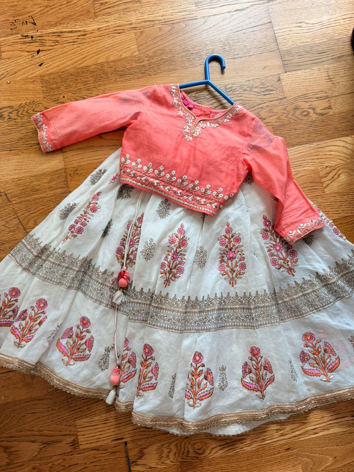 Girls traditional lehenga choli thrifted
