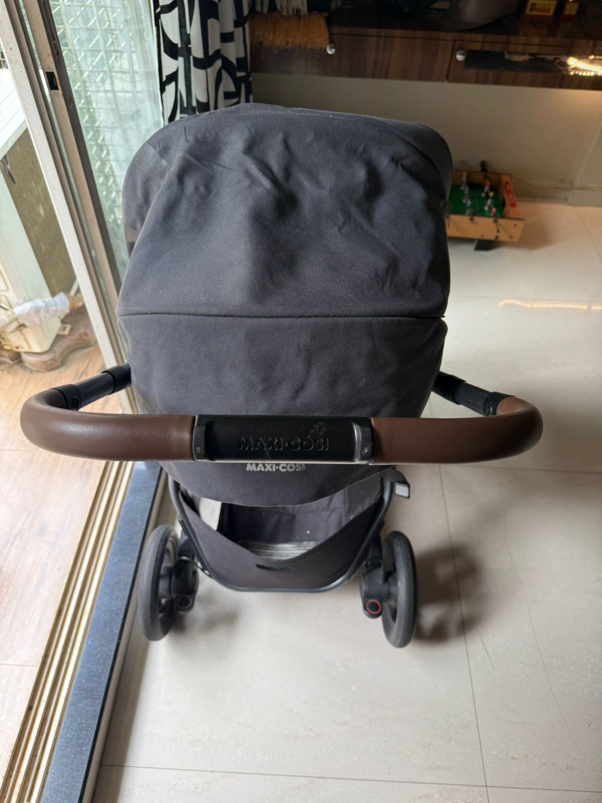 Second hand Maxi-Cosi Adorra pram Mumbai