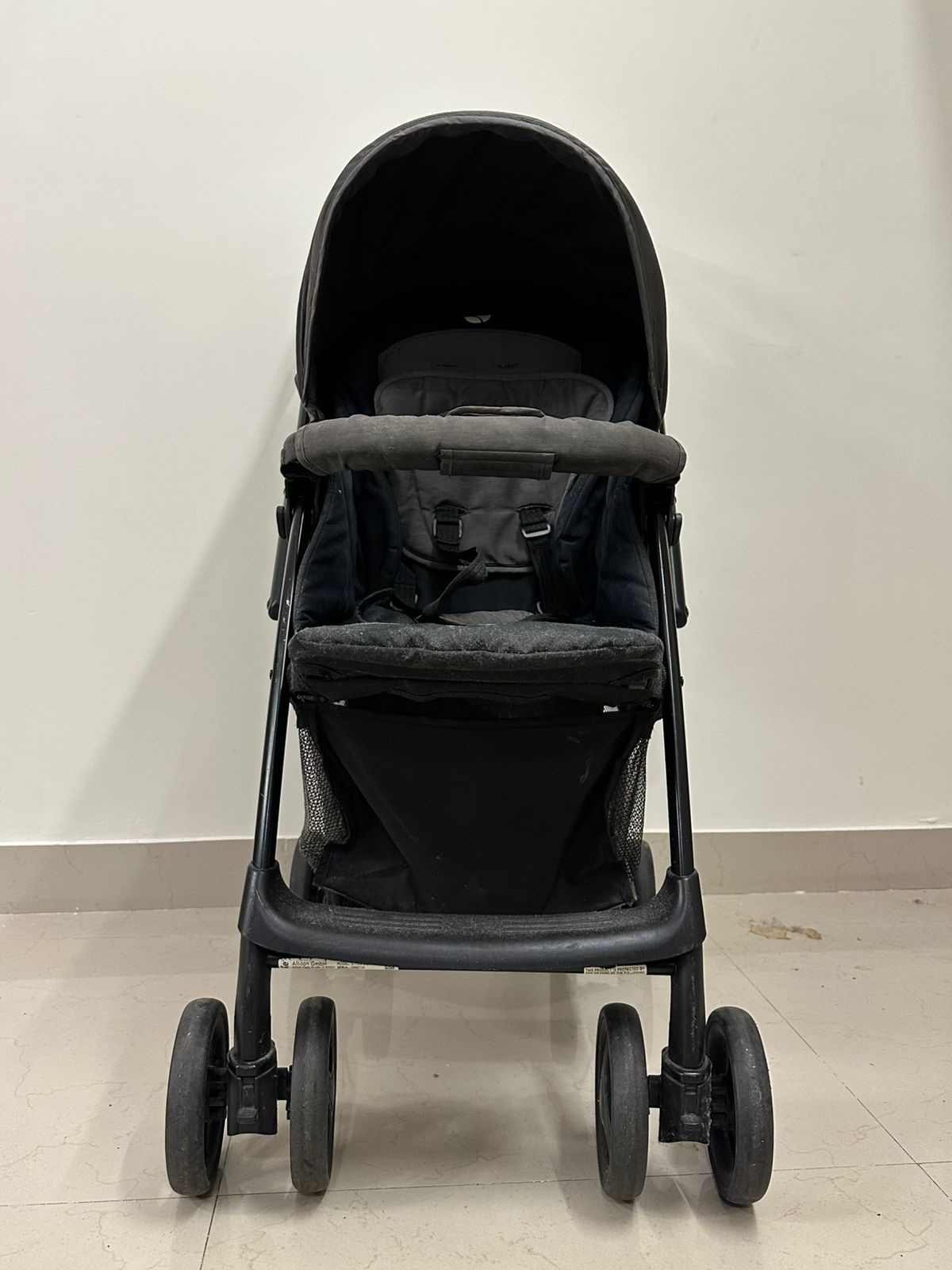Used Joie Mirus stroller for babies India