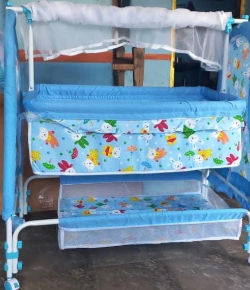 Preowned baby cradle Rajouri India