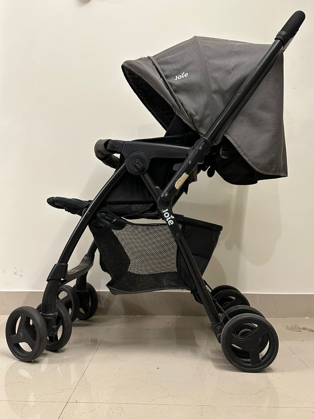 Preowned Joie stroller in excellent condition