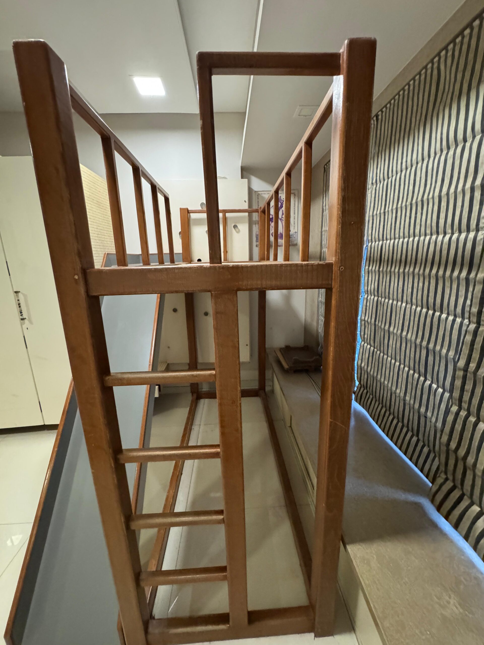 Preloved bunk bed for children in good condition for sale in Mumbai