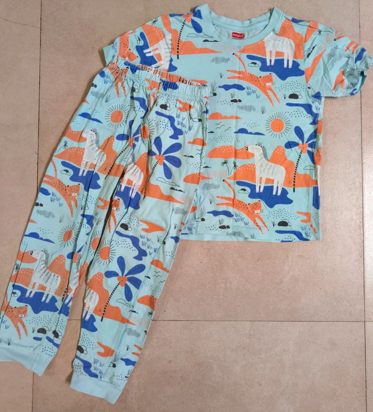 Comfortable Babyhug night suit preloved outfit