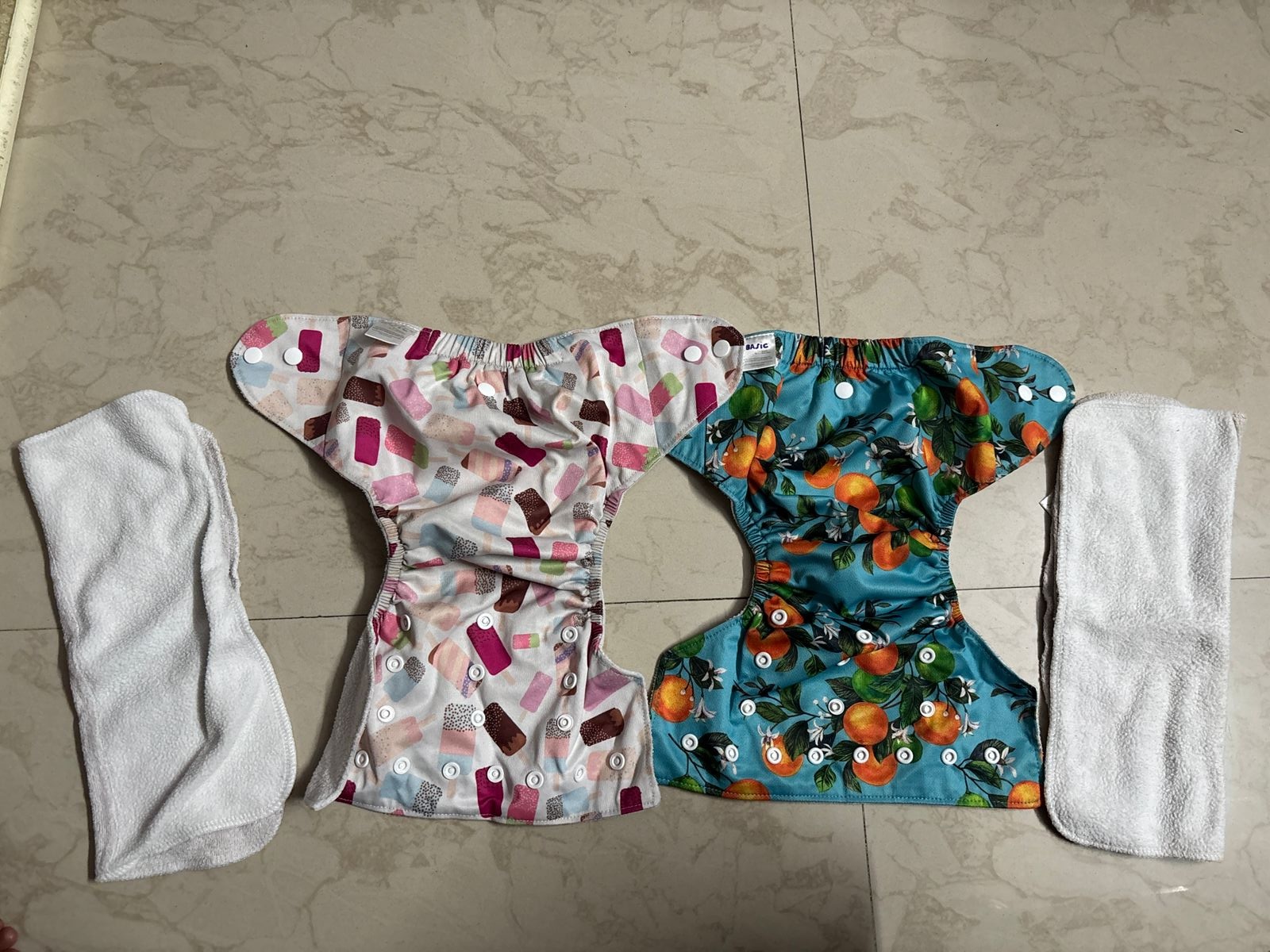 Eco friendly reusable diapers SuperBottoms preloved