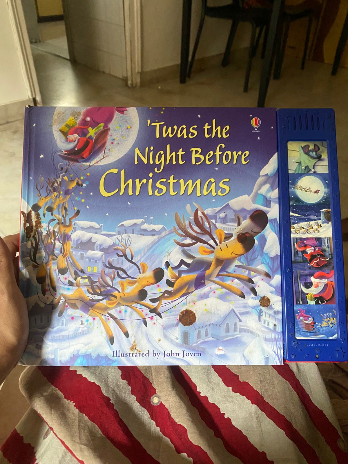 Preowned kids Christmas holiday book in good condition