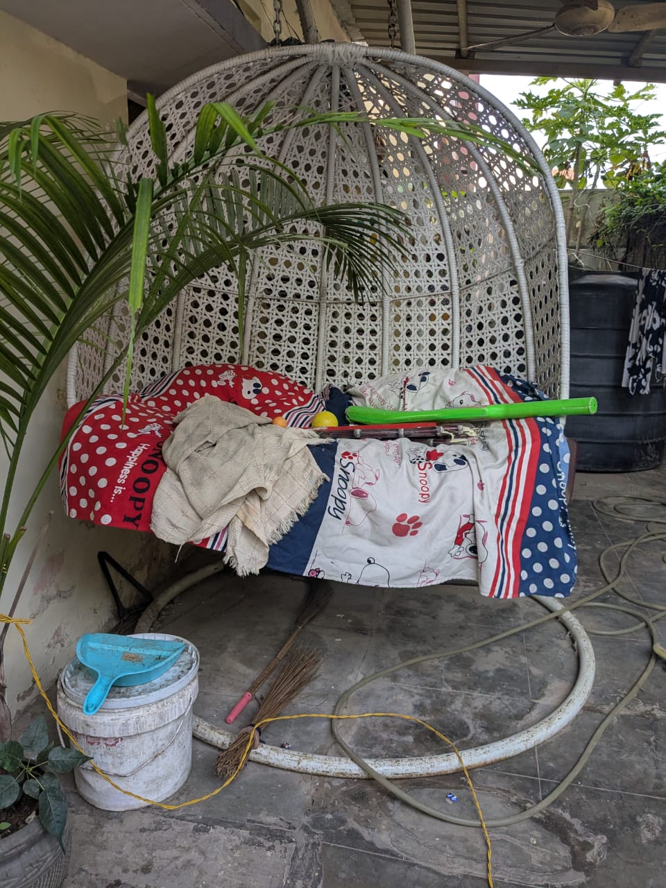 Used outdoor iron swing secondhand Jaipur Used outdoor iron swing secondhand Jaipur