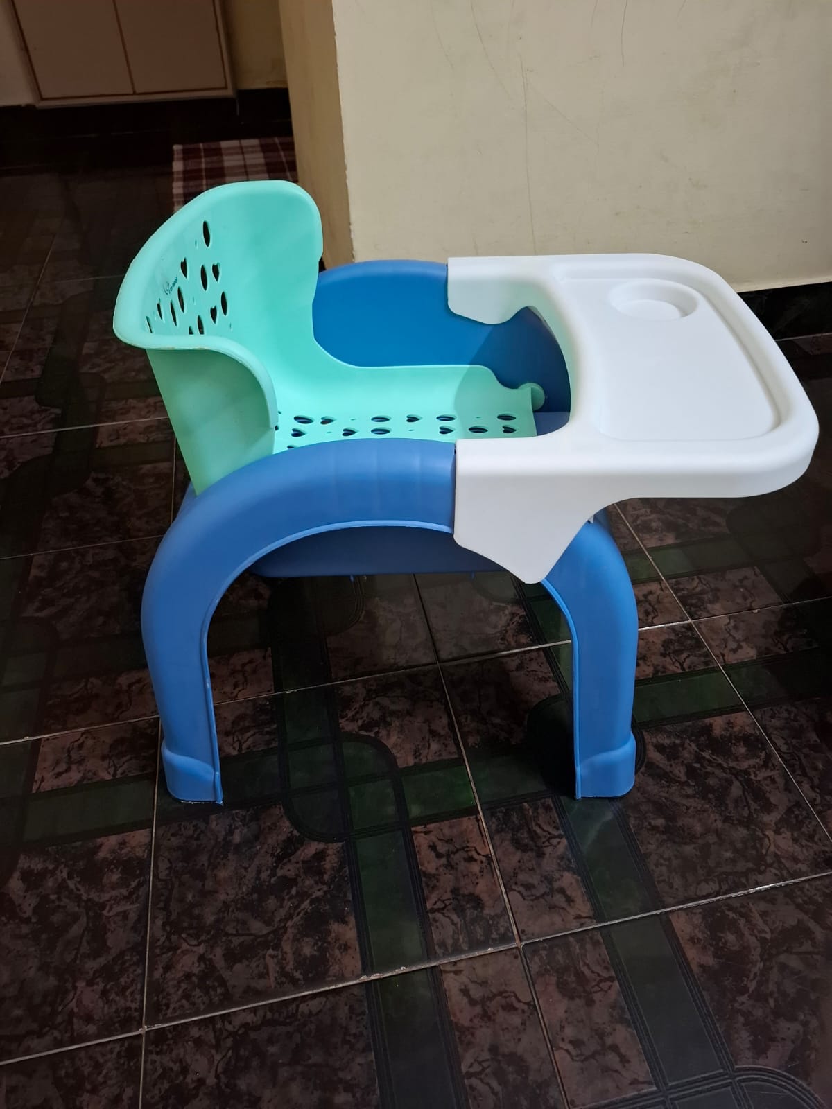 Sturdy baby chair R for Rabbit preowned for sale in Bangalore