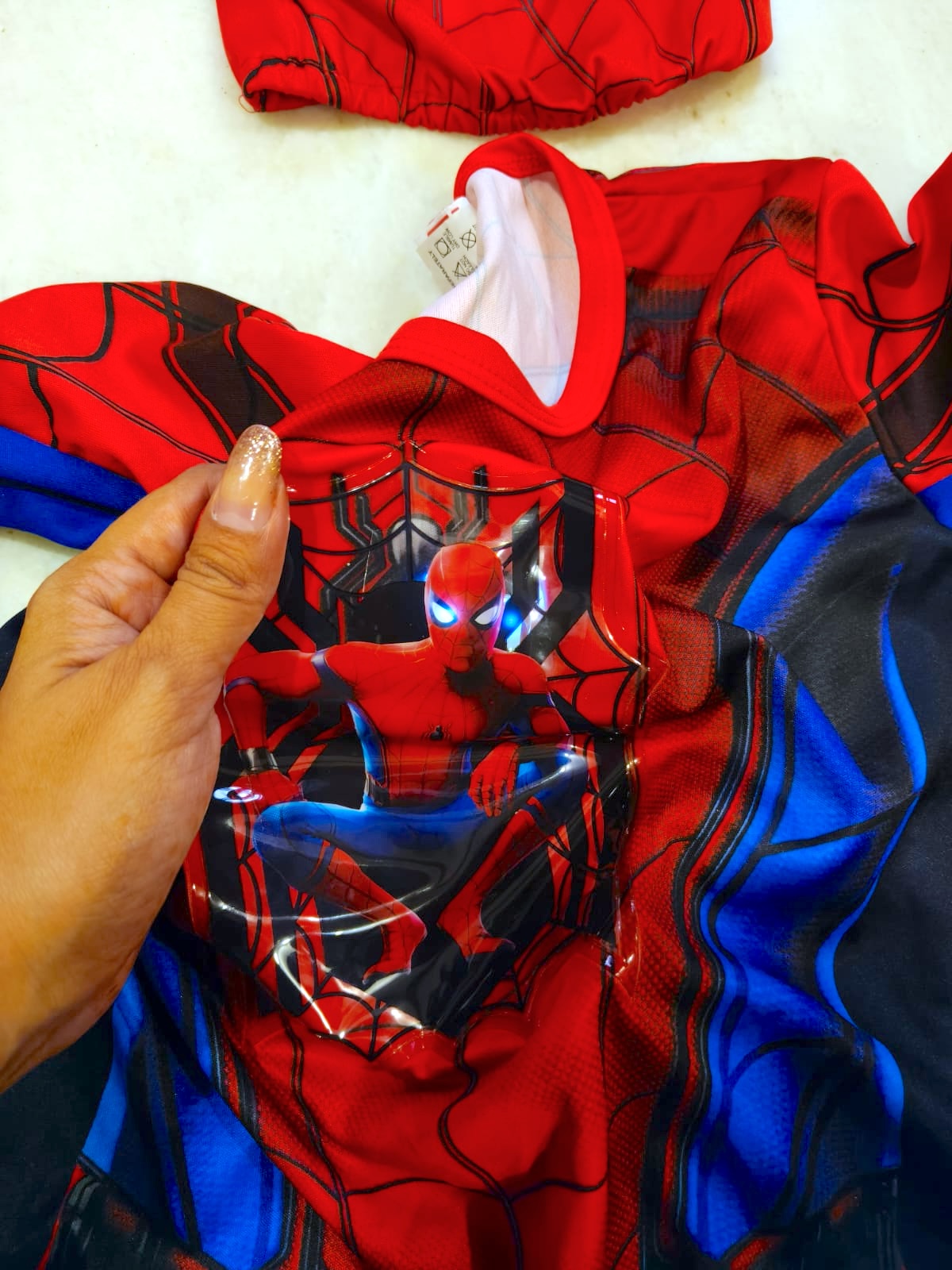 Secondhand Preowned Spiderman costume for boys with blinking eyes