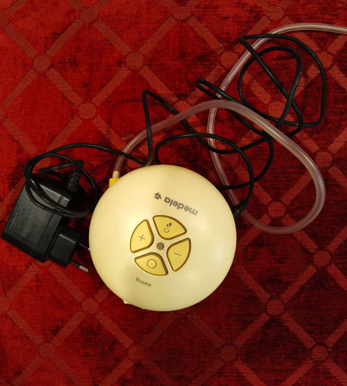Affordable preloved Medela breastfeeding pump Affordable preloved Medela breastfeeding pump
