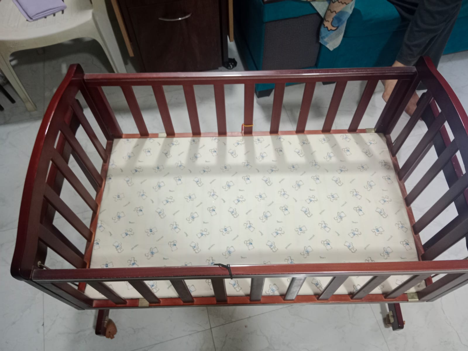 Affordable preloved baby swing Pune Affordable preloved baby swing Pune