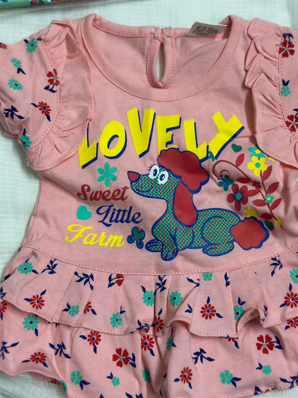 Preowned unused Comfortable baby outfit new India