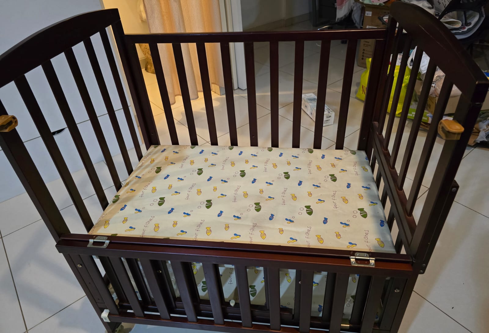 Wooden baby bed LuvLap preloved India