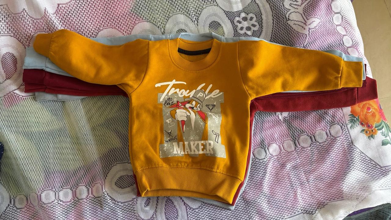 Preloved soft fleece sweater for babies