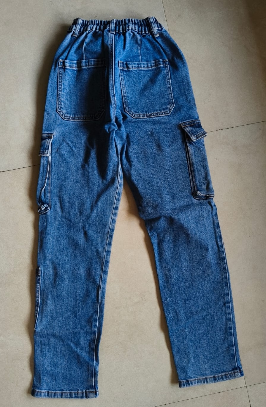 Comfortable Used boys denim in good condition India
