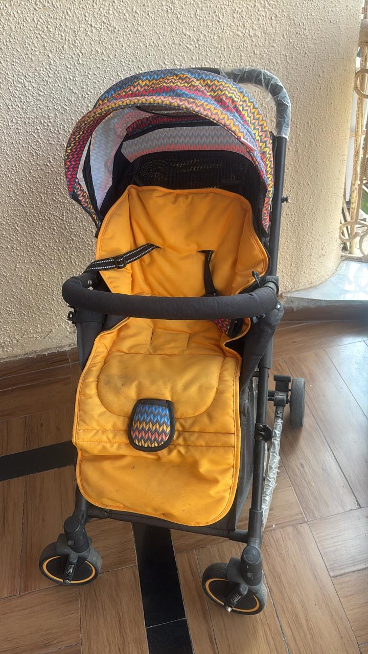 Used Babyhug stroller preloved India