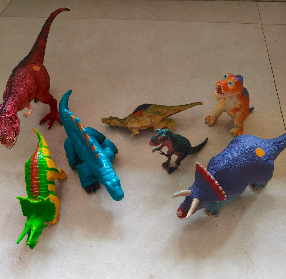 Affordable dinosaur figurines for kids secondhand