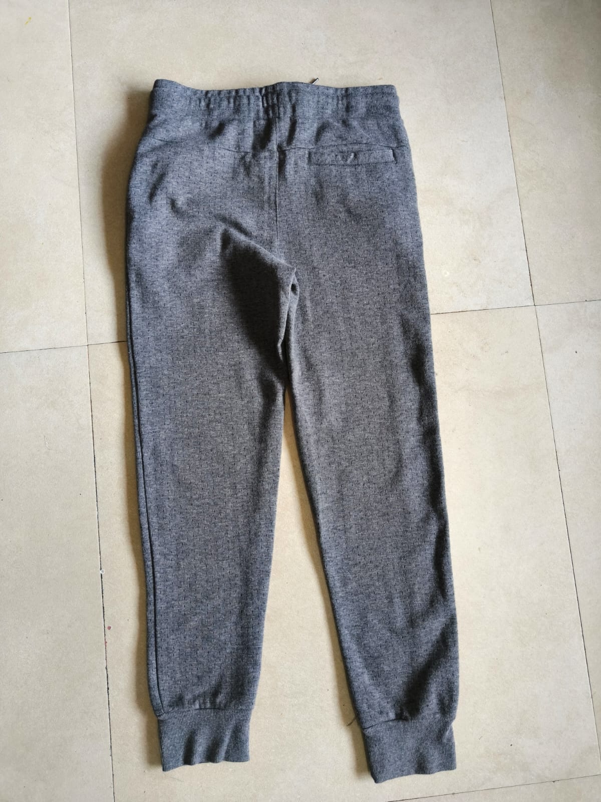 Preowned boys track pants in great condition