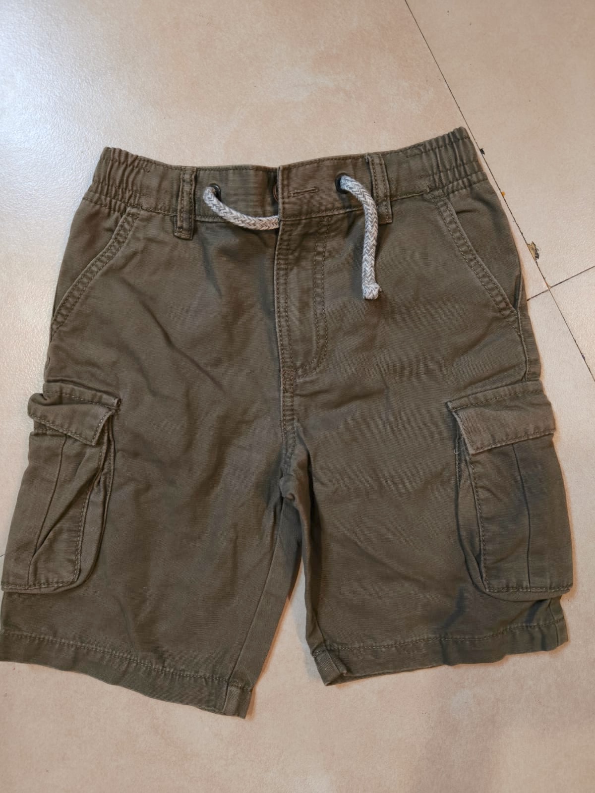 Stylish Marks and Spencers boys shorts preloved 6-8 years