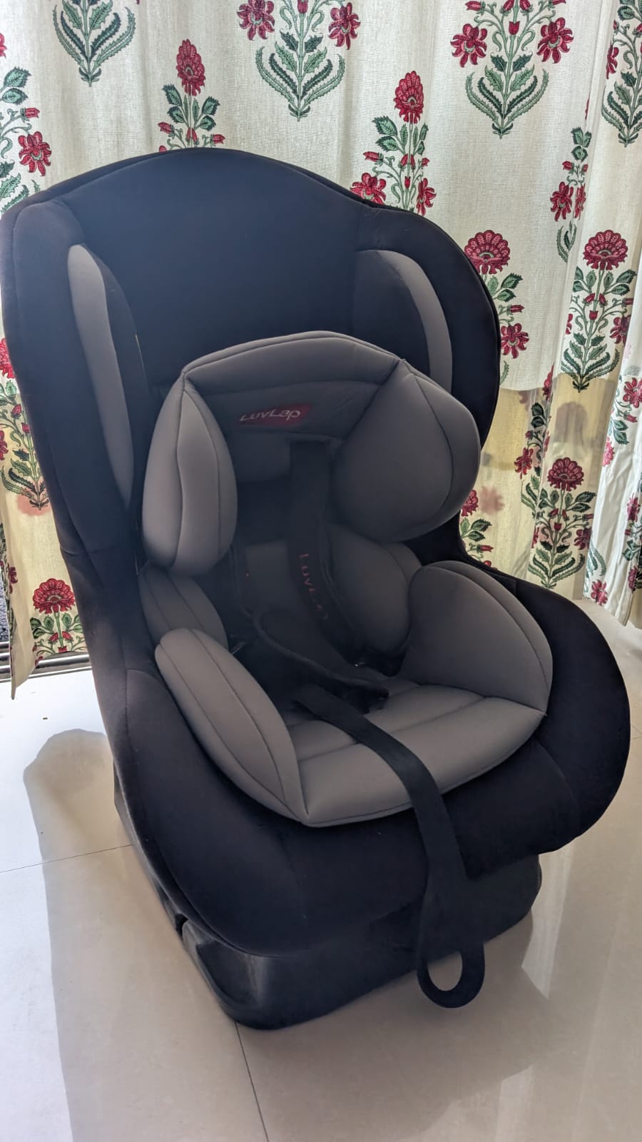 Preowned LuvLap infant toddler car seat Pune Preowned LuvLap infant toddler car seat Pune
