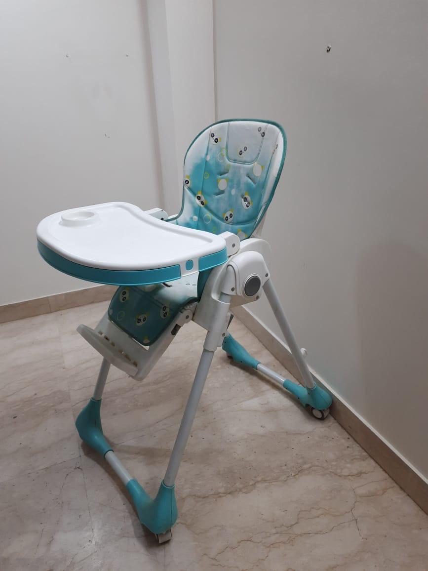 Preowned baby high chair R for Rabbit