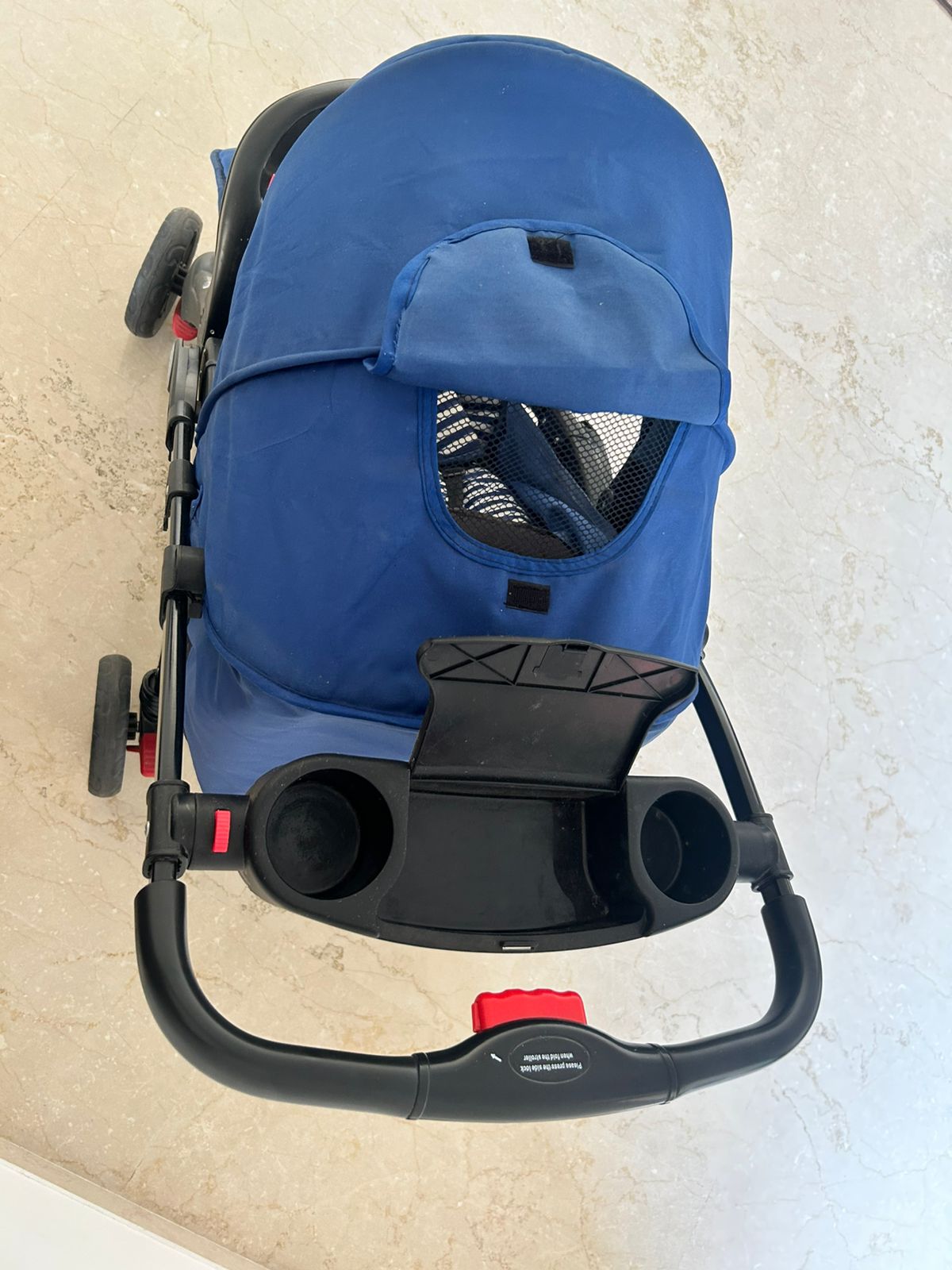Lightweight Babyhug pram in good condition