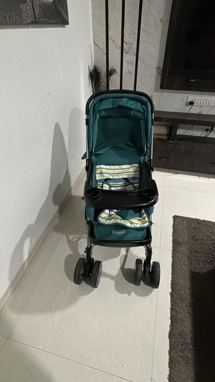 Second hand Babyhug stroller