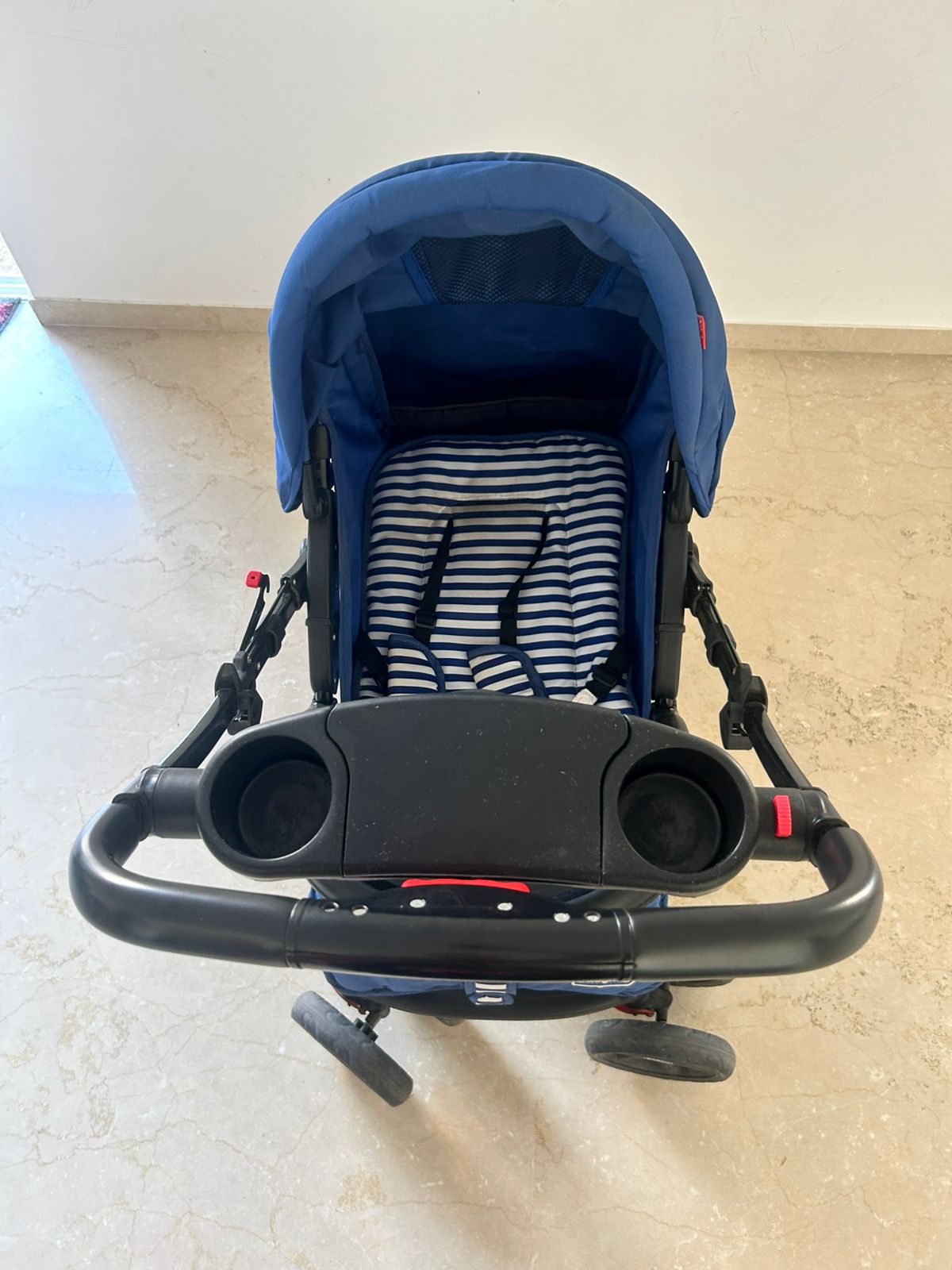 Second hand Babyhug pram Pune