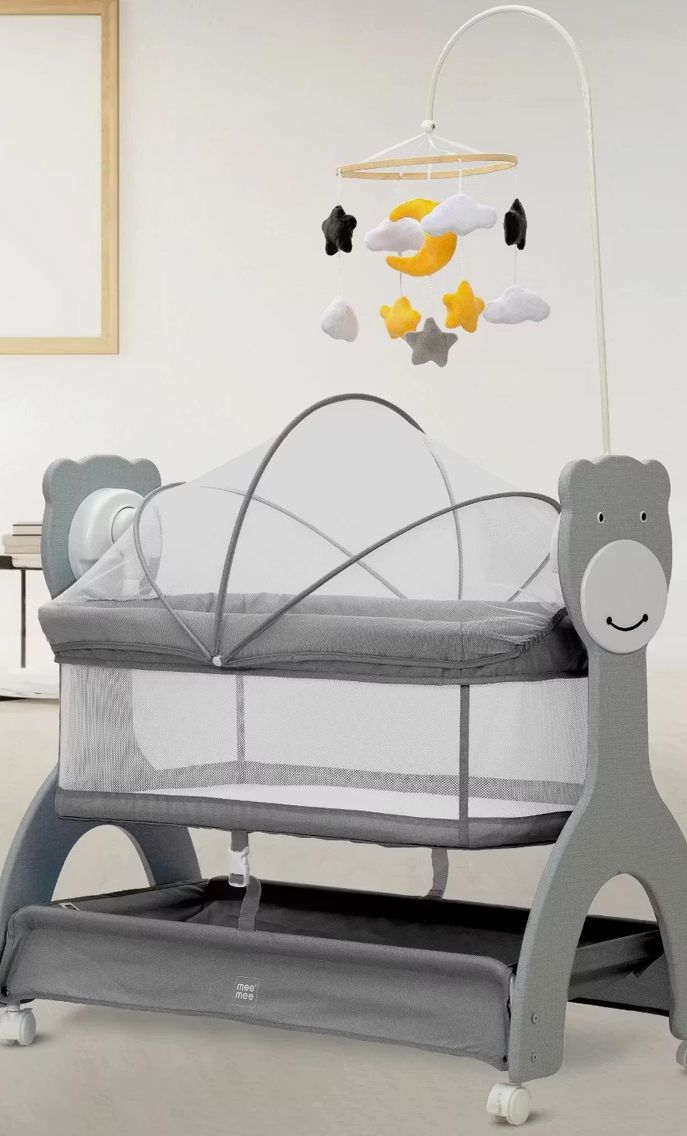 Mee Mee electric rocking cradle in good condition
