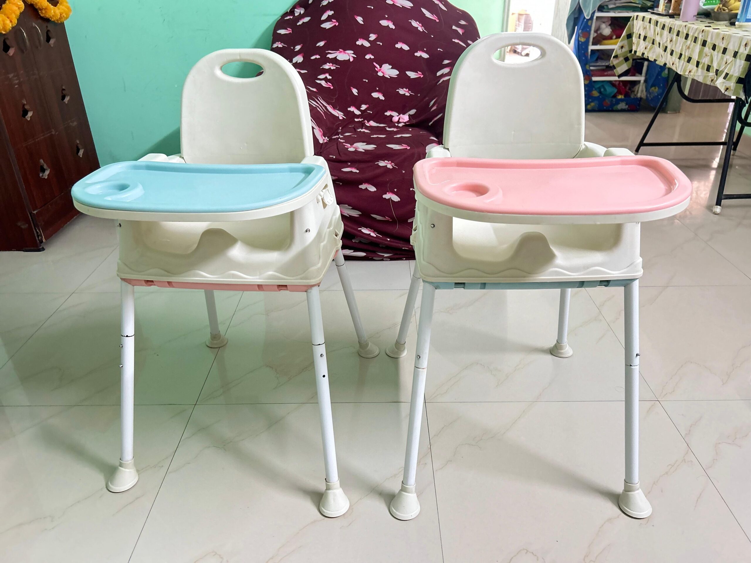Preowned Syga high chair for twins