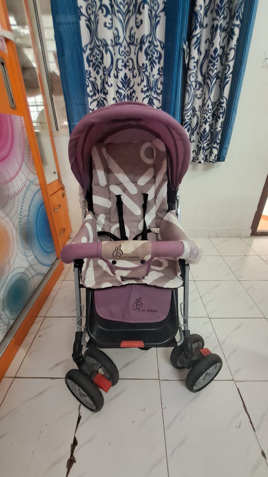 Preowned R for Rabbit stroller good condition Preowned R for Rabbit stroller good condition