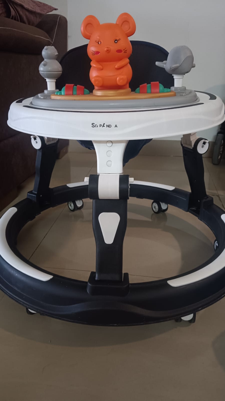 Preowned Star & Daisy baby walker in good condition