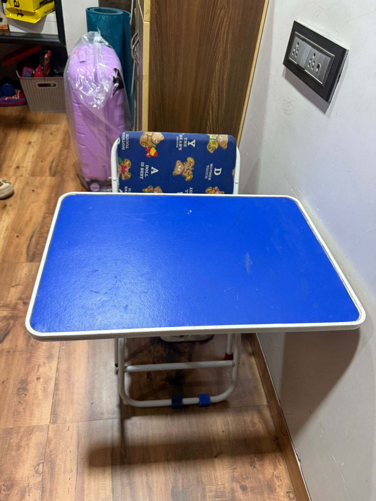 Preowned foldable study desk India for sale in Mumbai Preowned foldable study desk India for sale in Mumbai