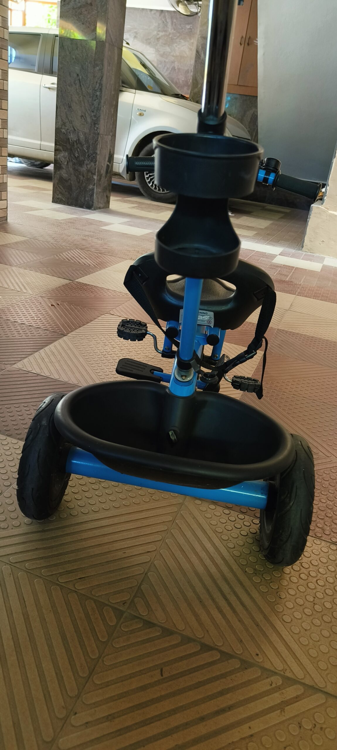 Toddler tricycle R for Rabbit preloved