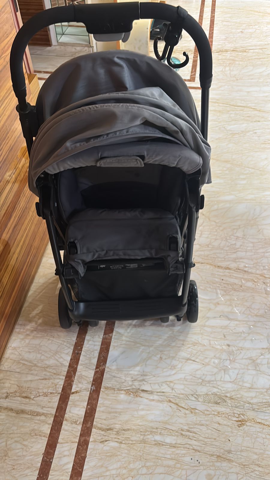 Gently Used Joie Mirus baby stroller preloved