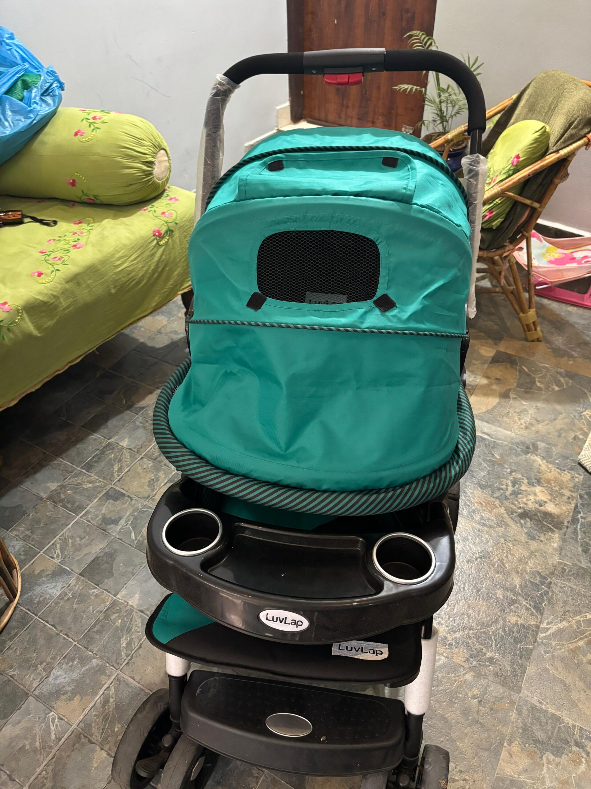 Preowned LuvLap stroller in good condition in Bilaspur